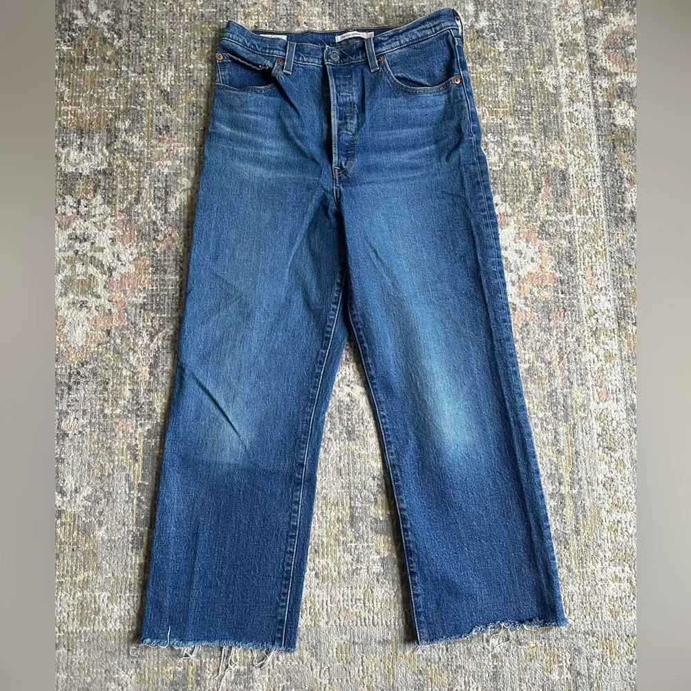 Levi’s Ribcage Straight Blue Jeans Ankle Size 31 High Rise Cropped Denim - Picture 4 of 11